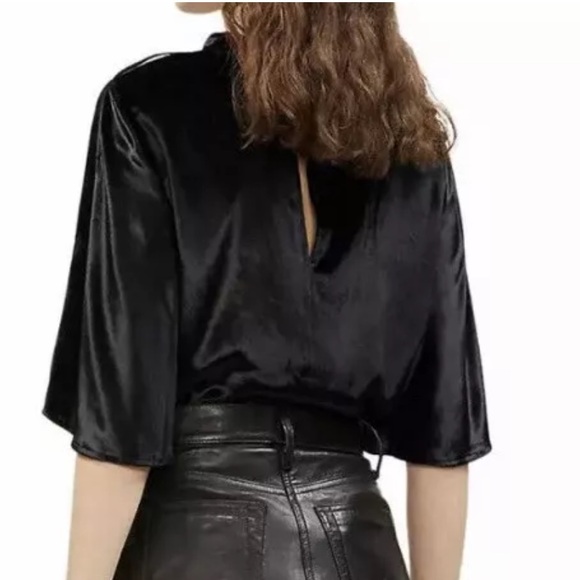 NWT J Brand Chani Black Short Sleeved Velvet Keyhole Top. Front & back keyholes - Picture 5 of 10